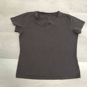 LATUZA WOMENS T SHIRT GRAY SHORT SLEEVE CREW MEDIUM